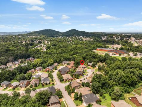 2357 Forest Lake Drive Nashville TN 37211