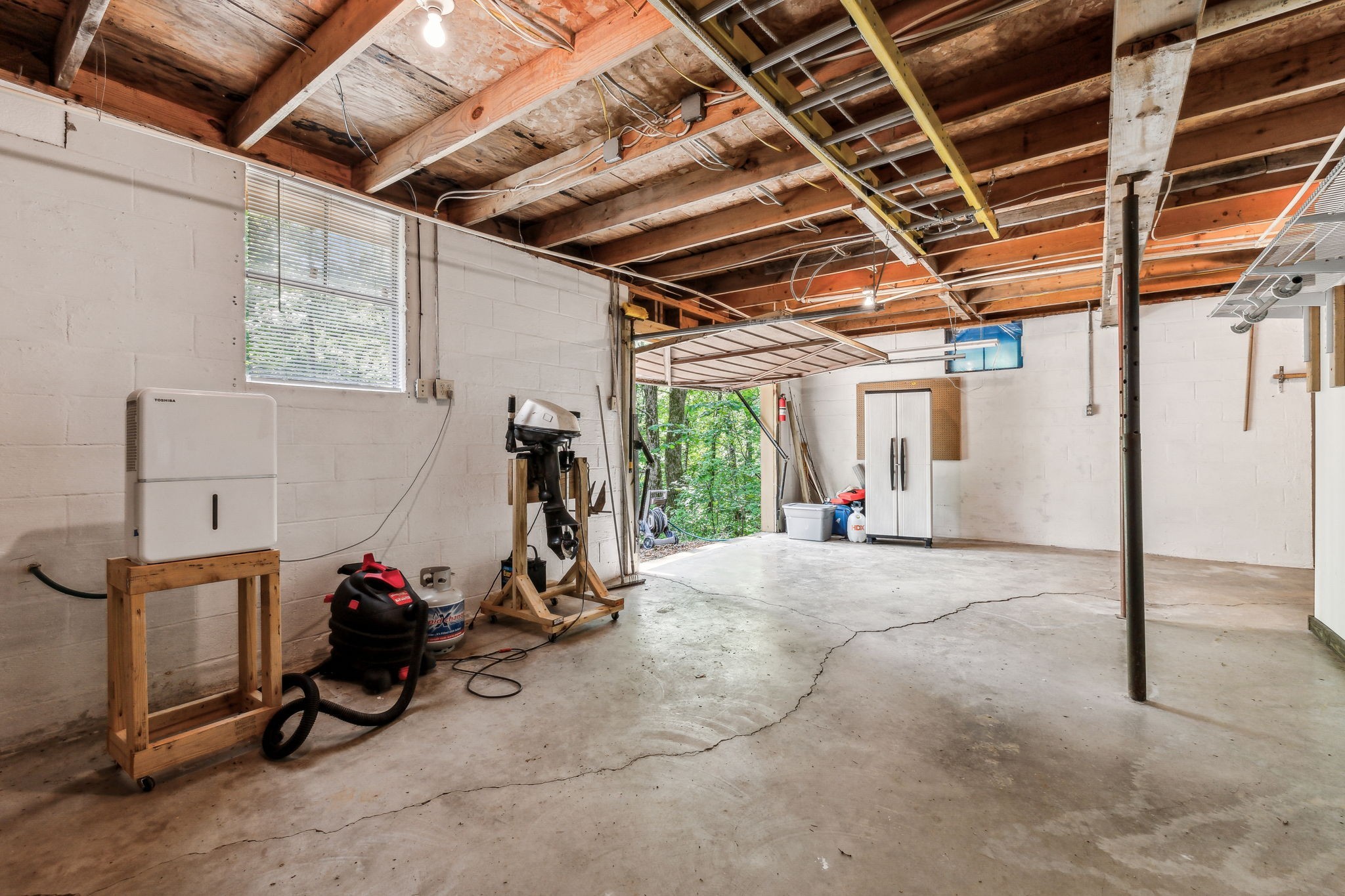 111 Mud Hill Road Dover TN 37058