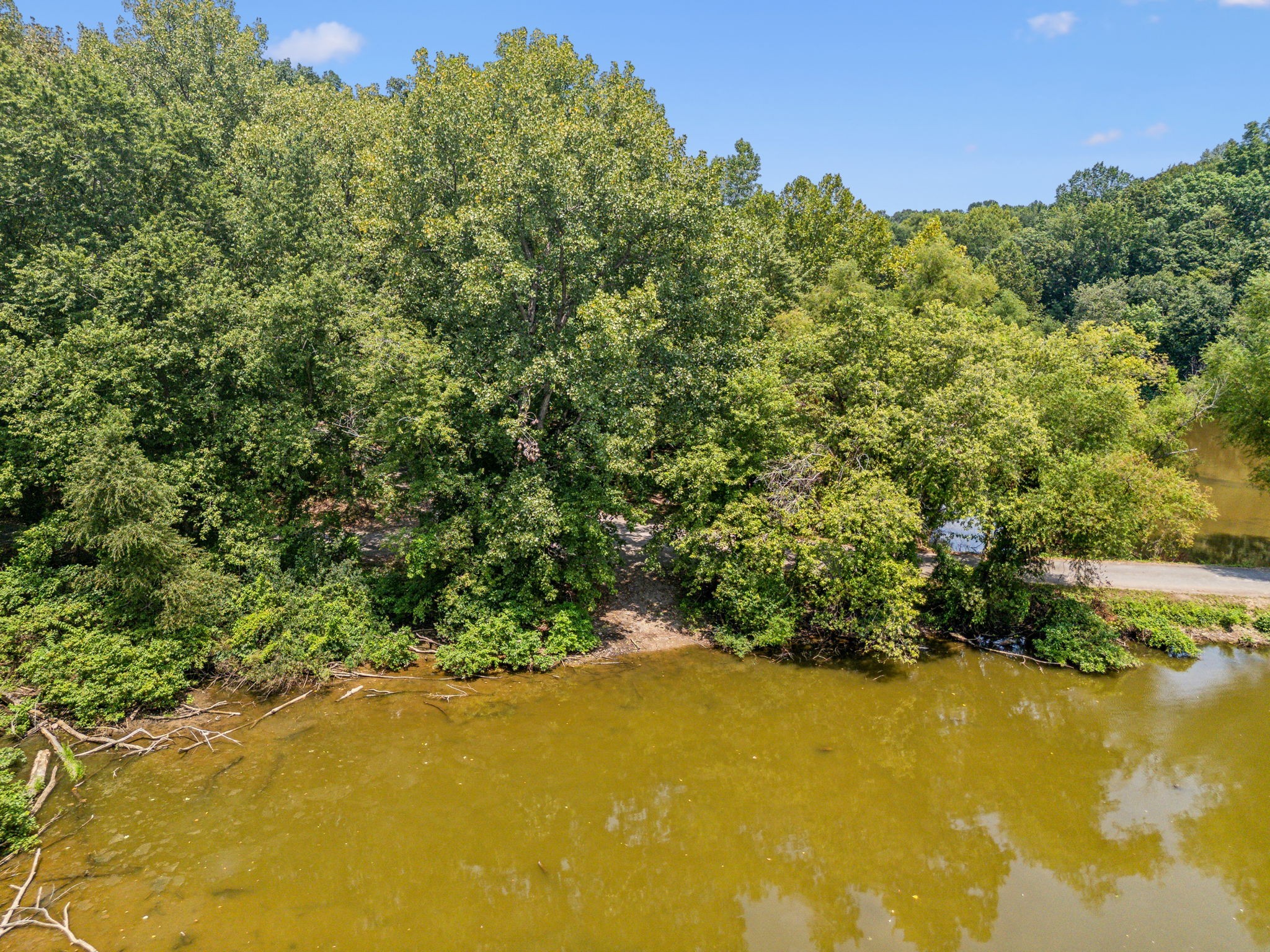 111 Mud Hill Road Dover TN 37058