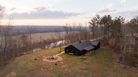 7050 Bakerville Road Waverly TN 37185