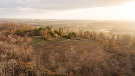 7050 Bakerville Road Waverly TN 37185