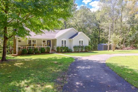 1228 Blake Road Lyles TN 37098