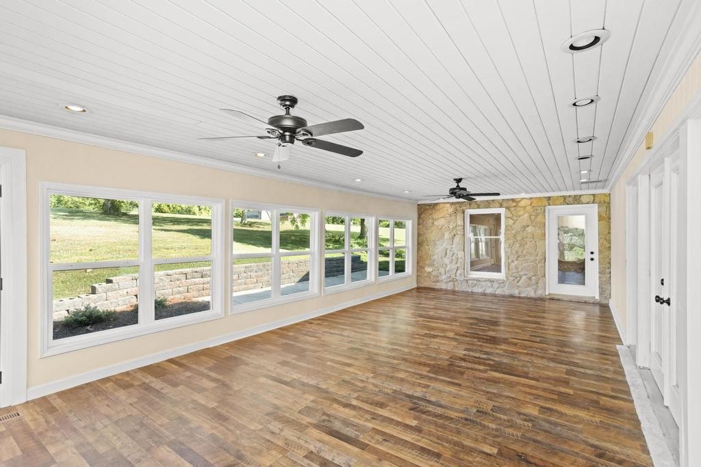 1029 Robertson Road, NE Gallatin TN 37066