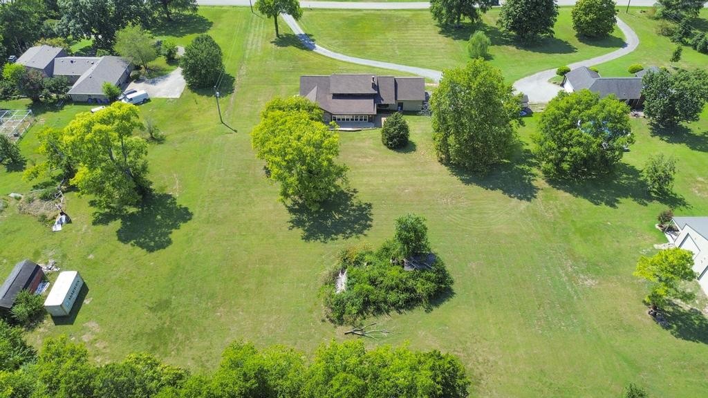 1029 Robertson Road, NE Gallatin TN 37066