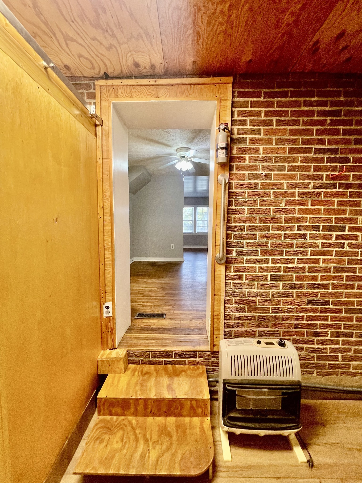 209 Frank Street Lawrenceburg TN 38464