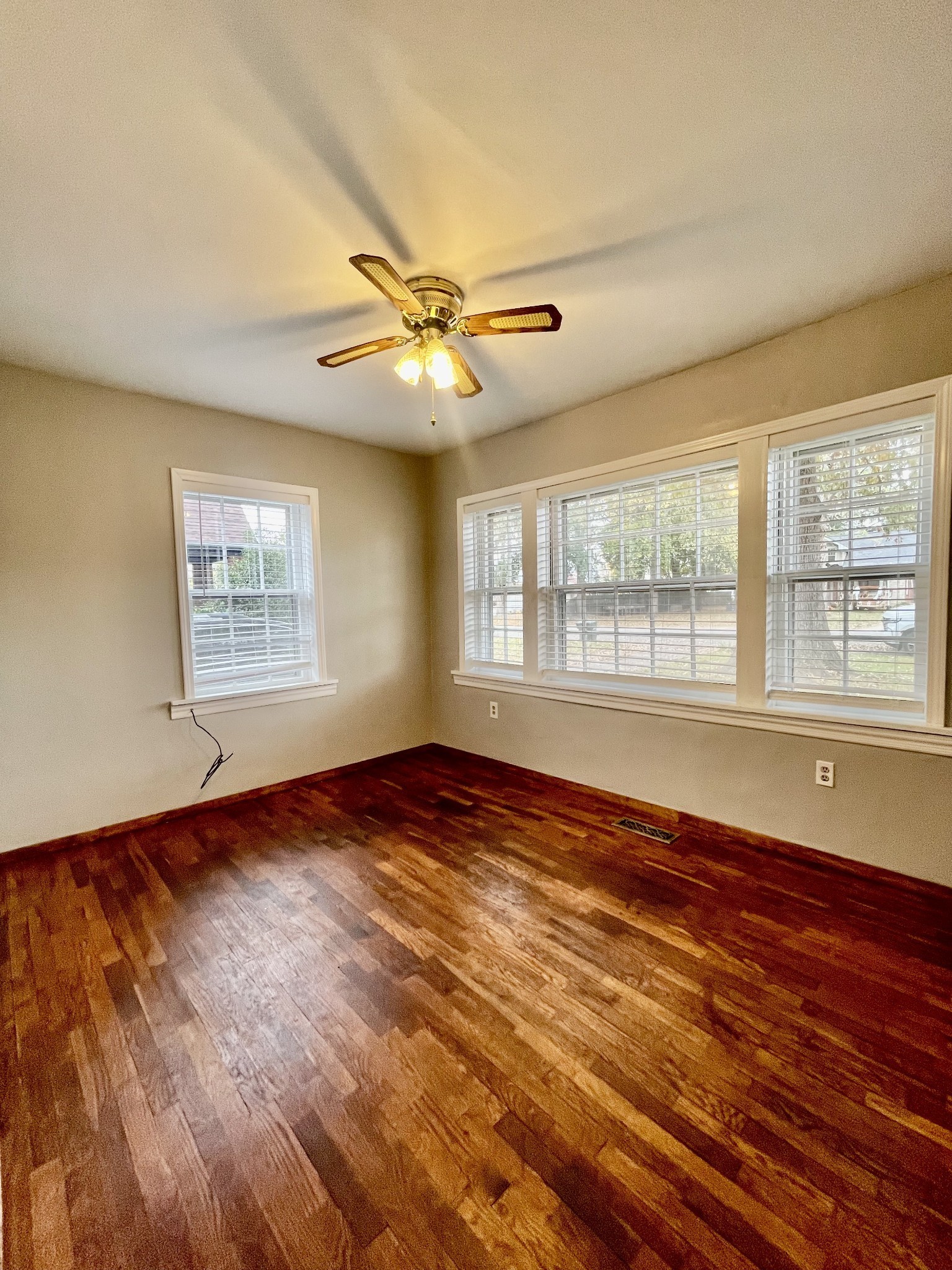 209 Frank Street Lawrenceburg TN 38464