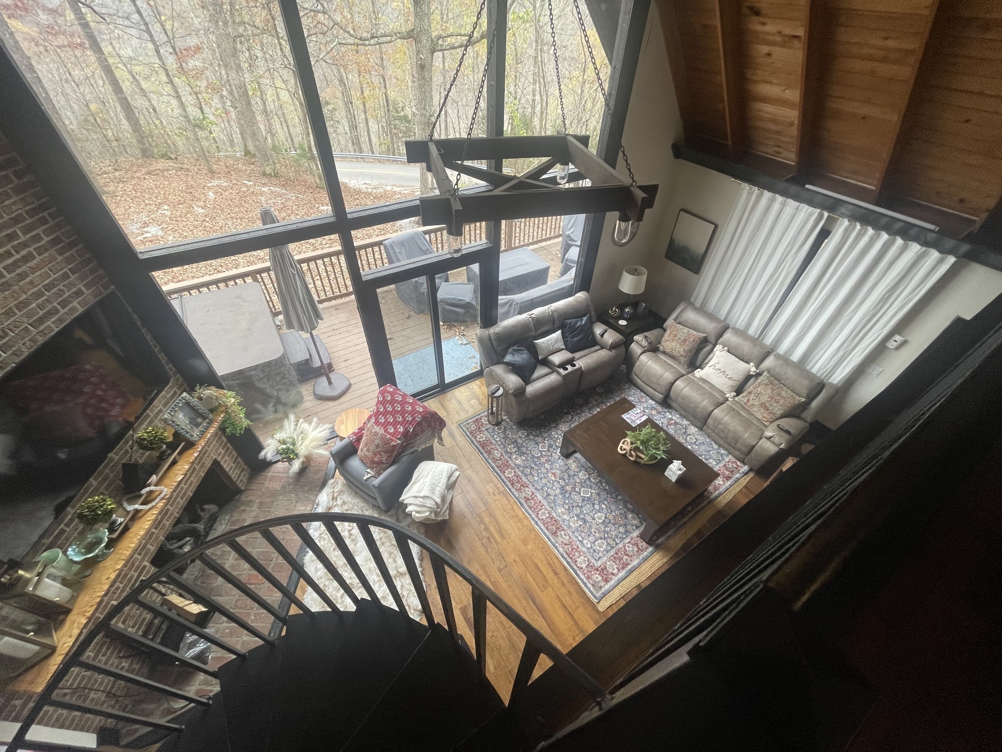 2029 Holly Creek Road Celina TN 38551