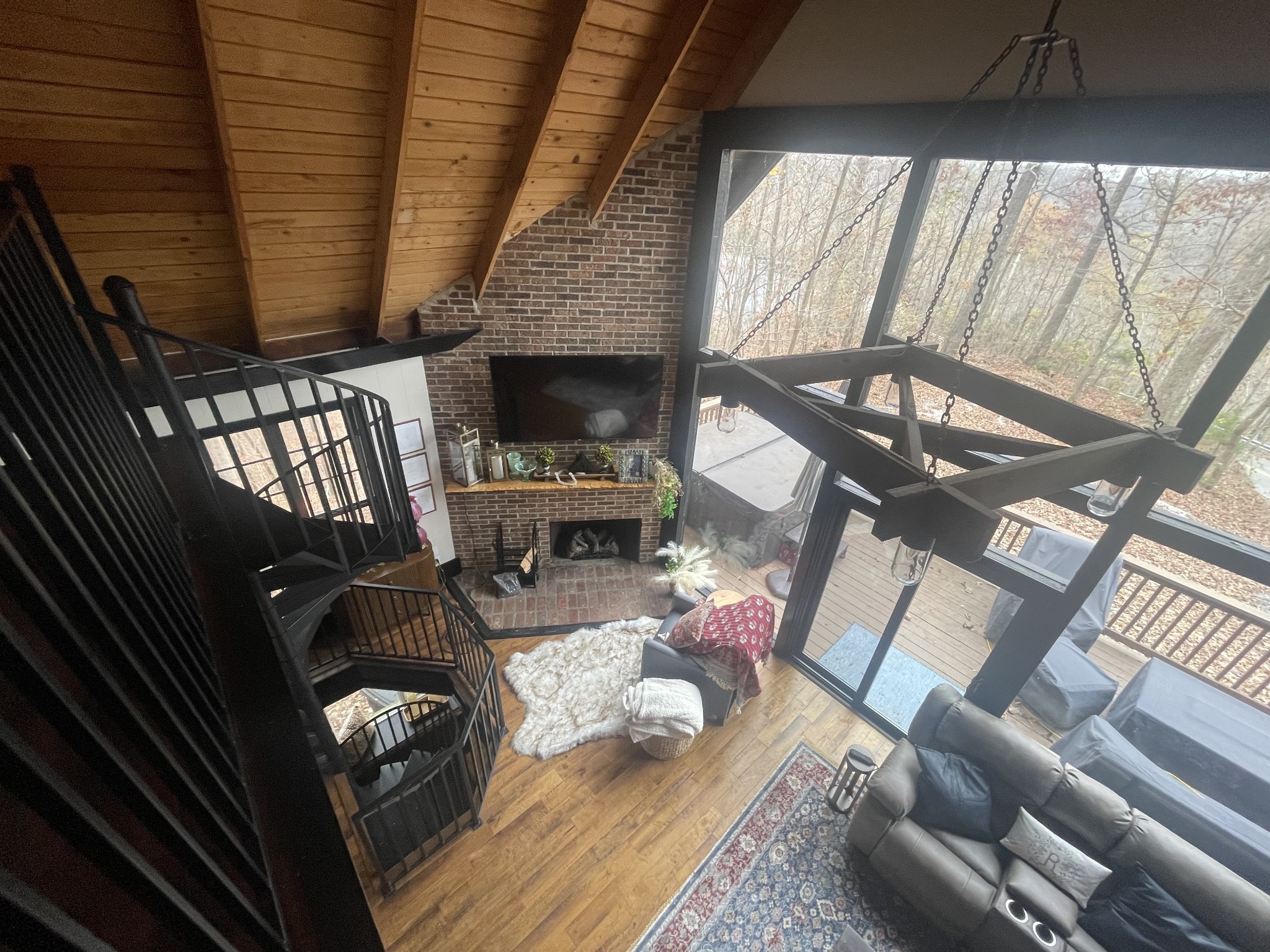 2029 Holly Creek Road Celina TN 38551
