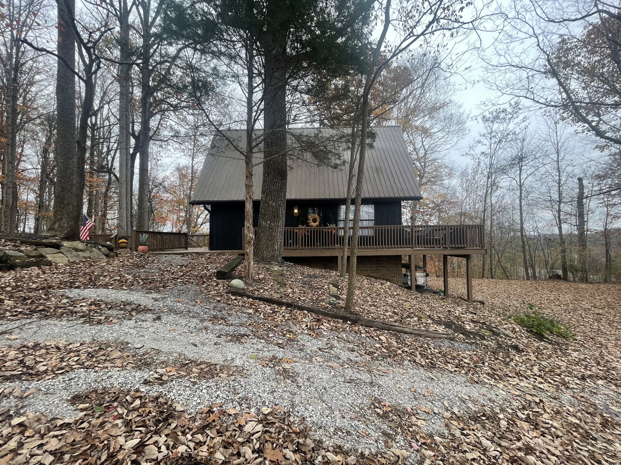 2029 Holly Creek Road Celina TN 38551