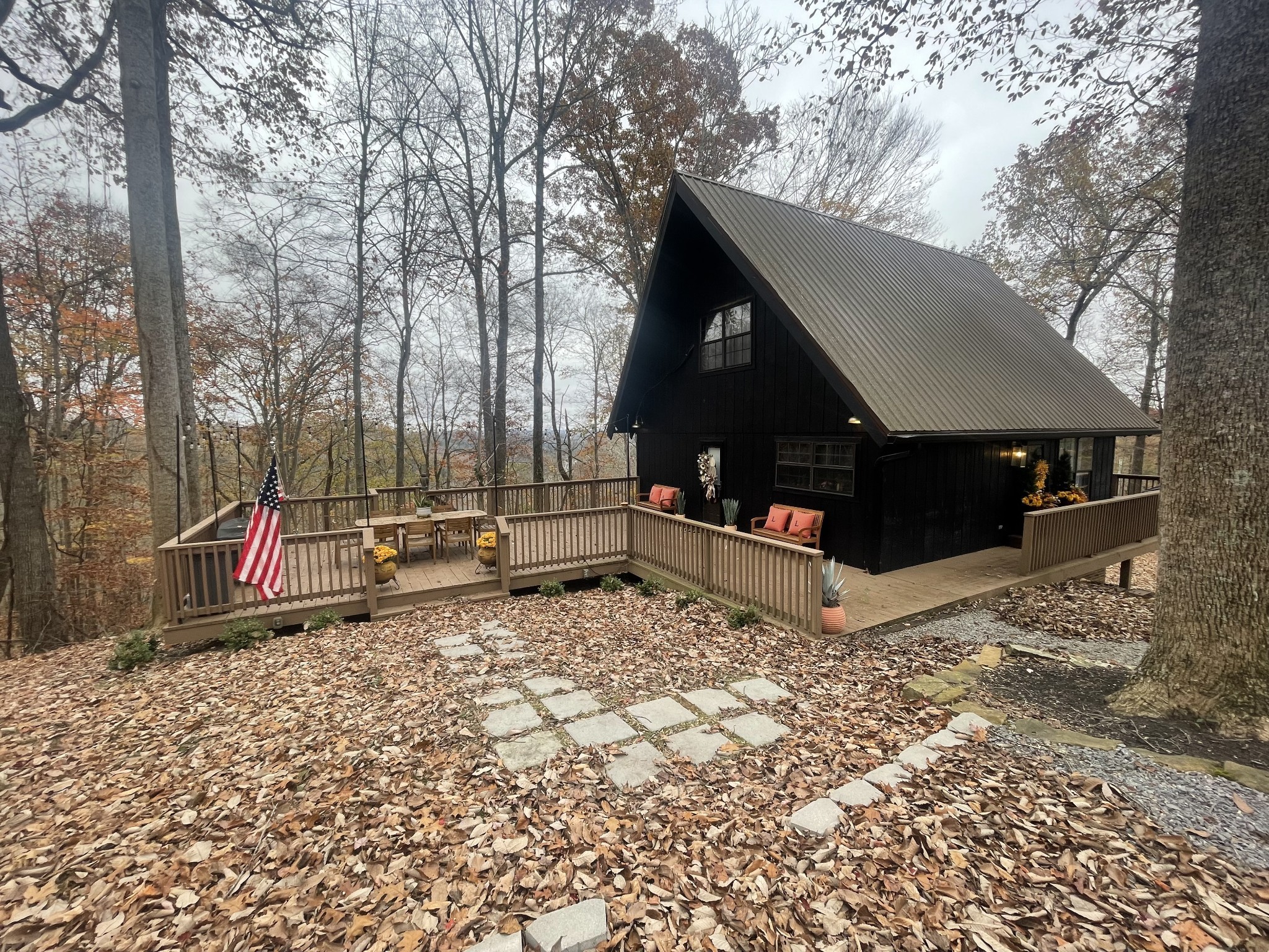 2029 Holly Creek Road Celina TN 38551