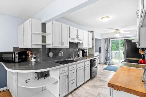 2919 Charlie Sleigh Road Woodlawn TN 37191