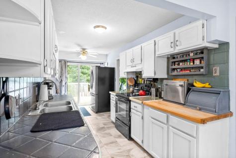2919 Charlie Sleigh Road Woodlawn TN 37191