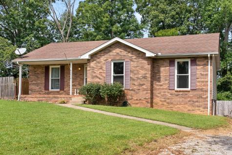 2919 Charlie Sleigh Road Woodlawn TN 37191