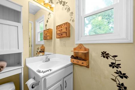 2919 Charlie Sleigh Road Woodlawn TN 37191