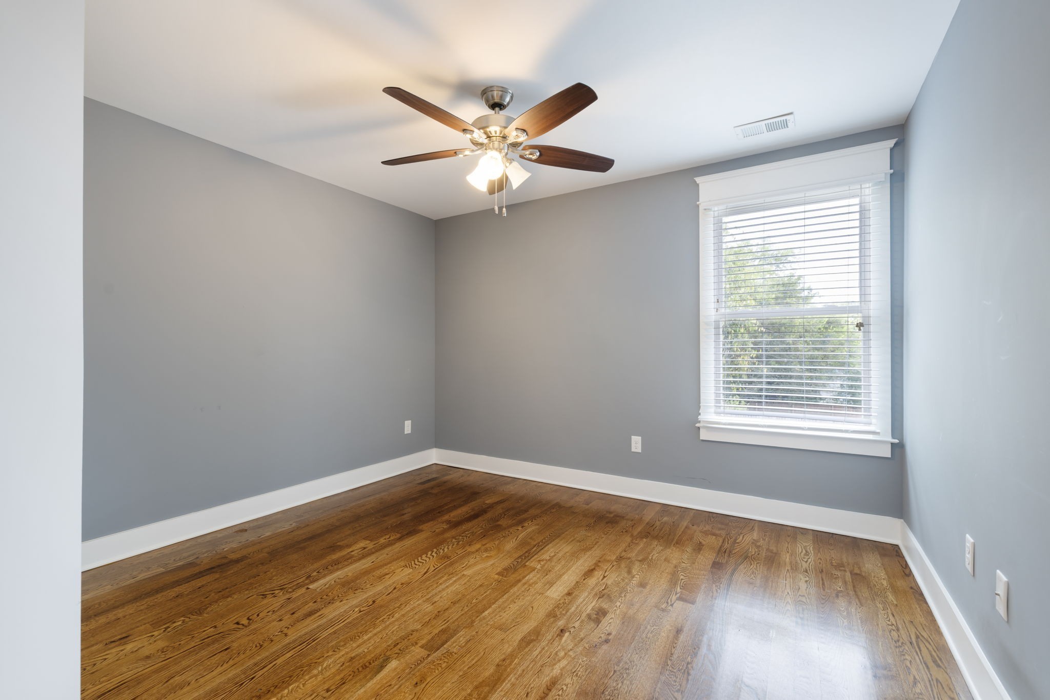 1010 57th Ave, N Nashville TN 37209
