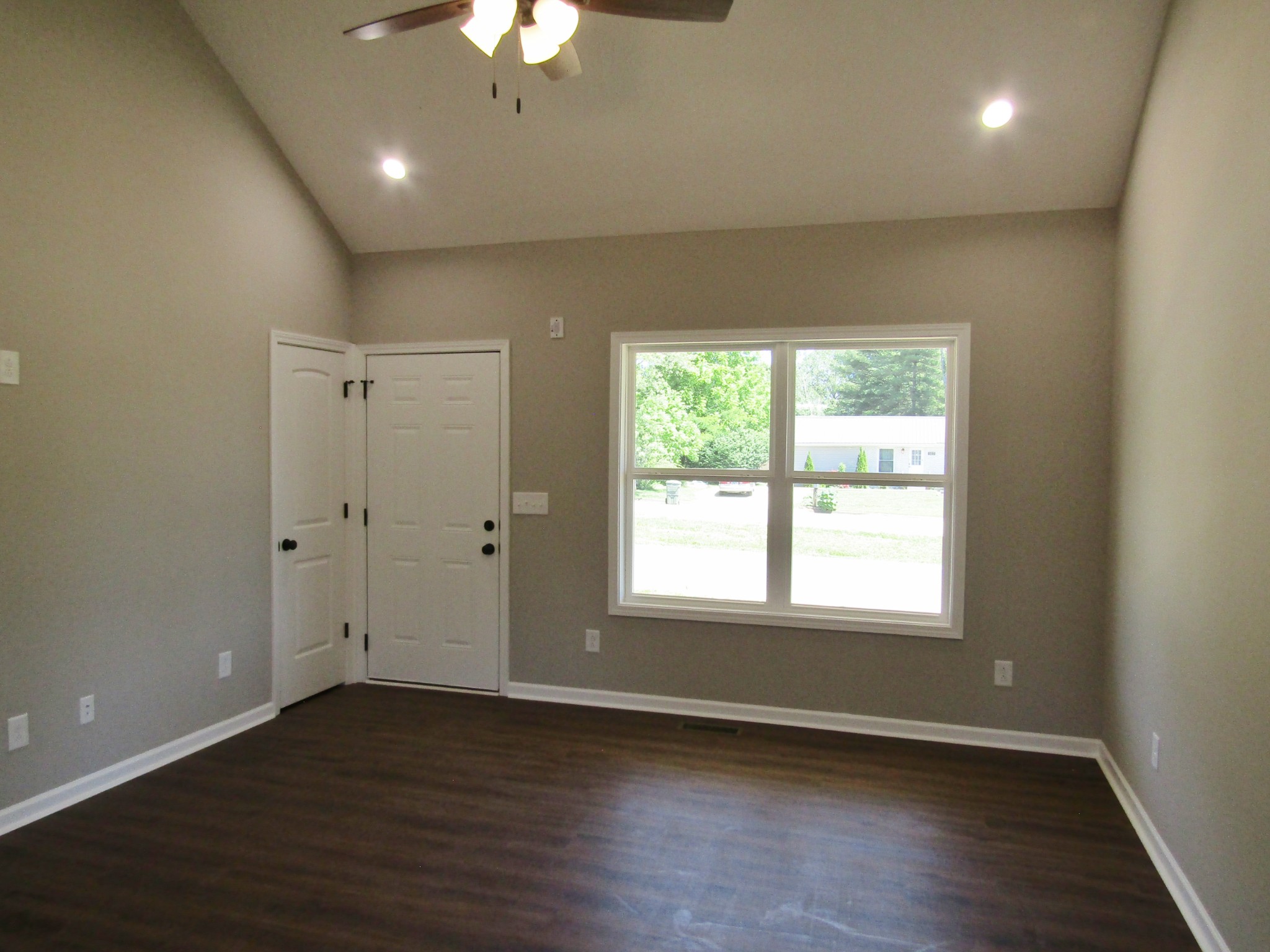 470 Crescent Factory Road Lawrenceburg TN 38464