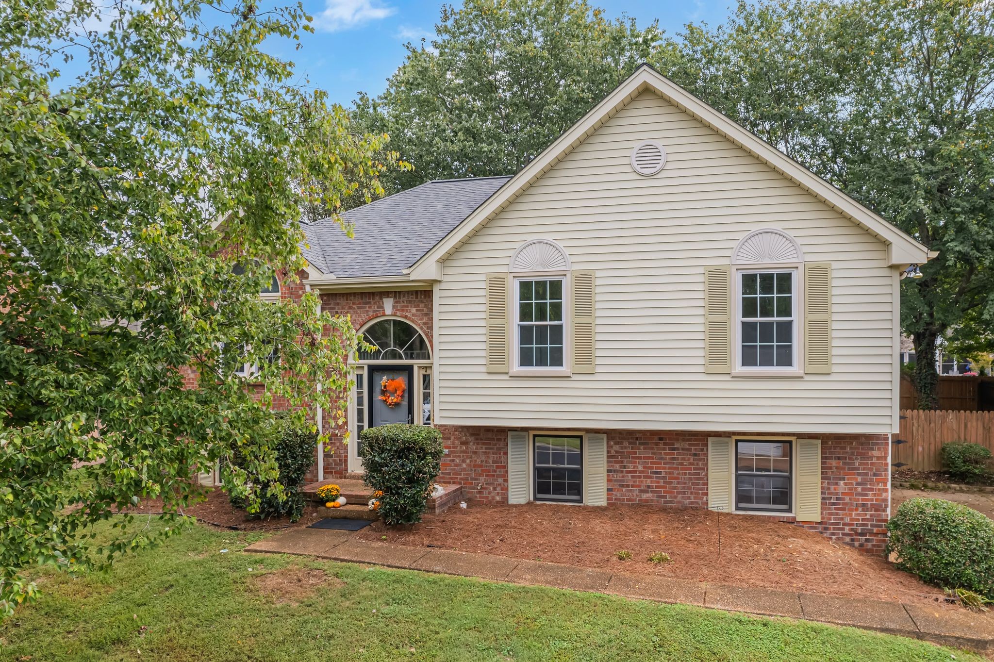 4376 Oakcrest Lane Hermitage TN 37076