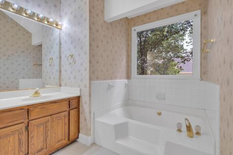 4376 Oakcrest Lane Hermitage TN 37076