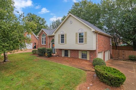 4376 Oakcrest Lane Hermitage TN 37076