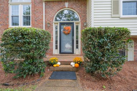 4376 Oakcrest Lane Hermitage TN 37076