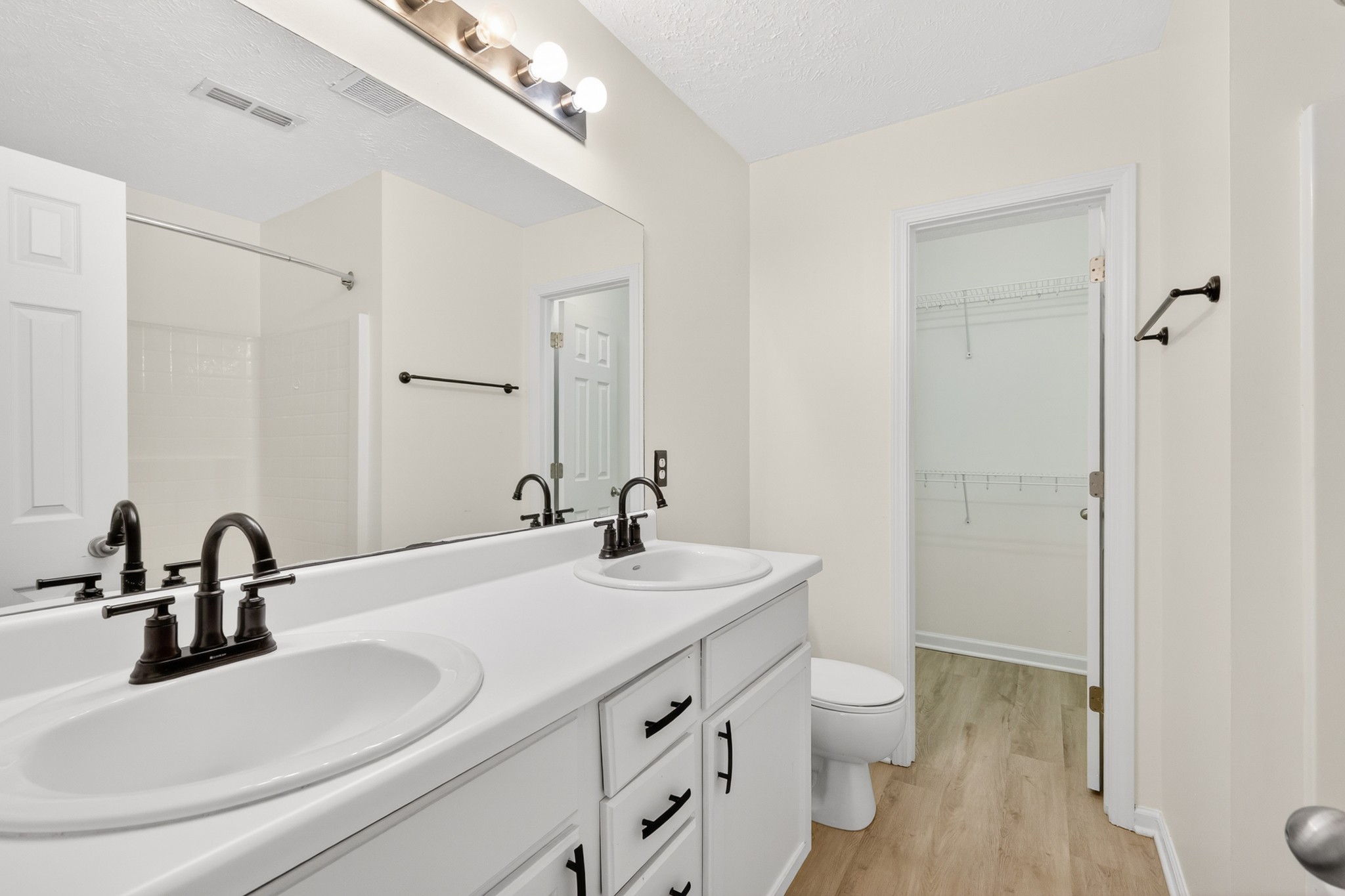 4828 Chelanie Circle Murfreesboro TN 37129