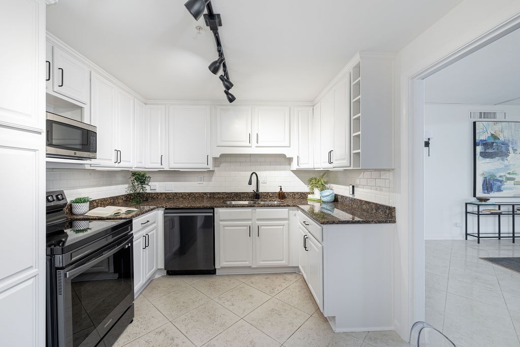 4215 Harding Pike Nashville TN 37205