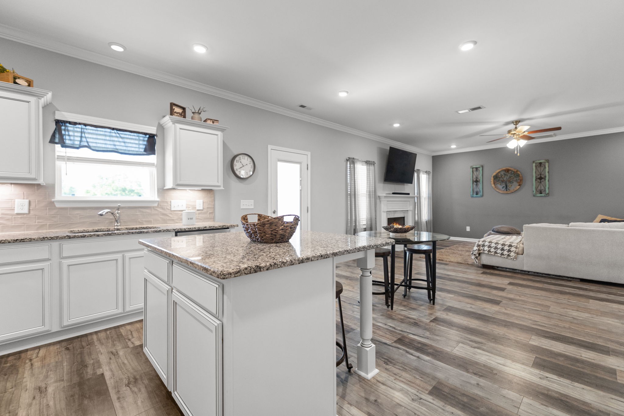 6560 Desmond Avenue Murfreesboro TN 37128
