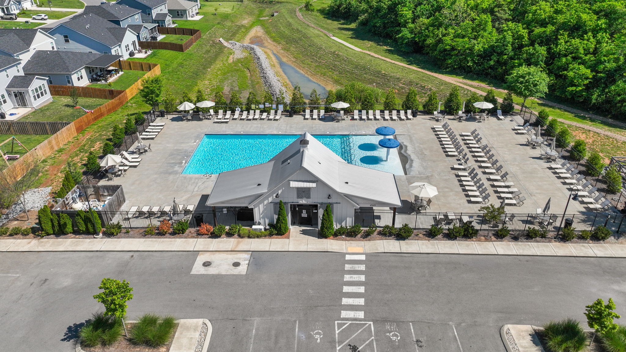 6560 Desmond Avenue Murfreesboro TN 37128