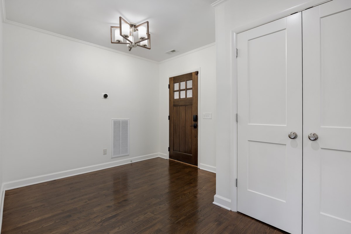 1321 Clifton Lane Nashville TN 37215