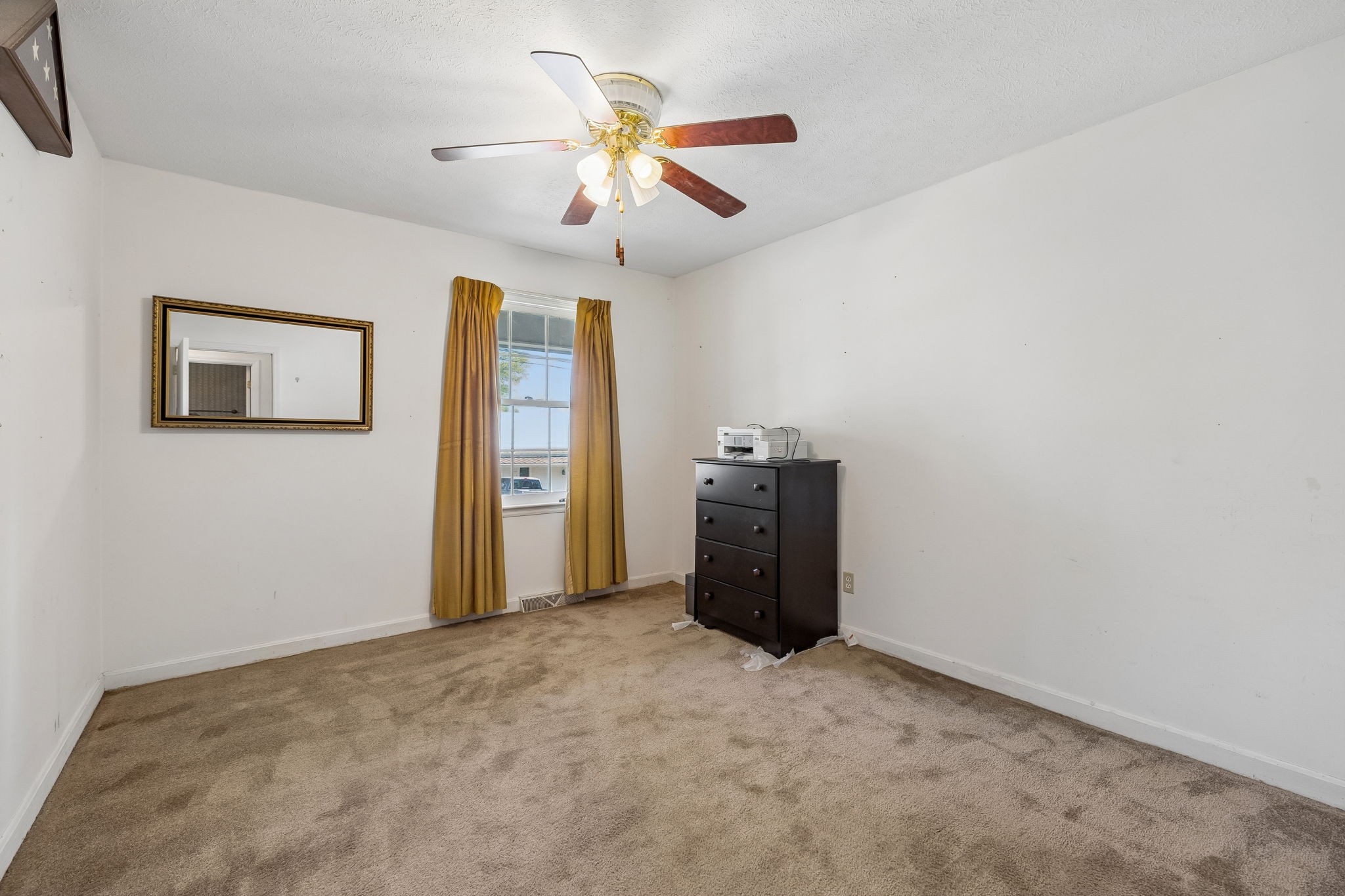 110 E Ward Street Centerville TN 37033