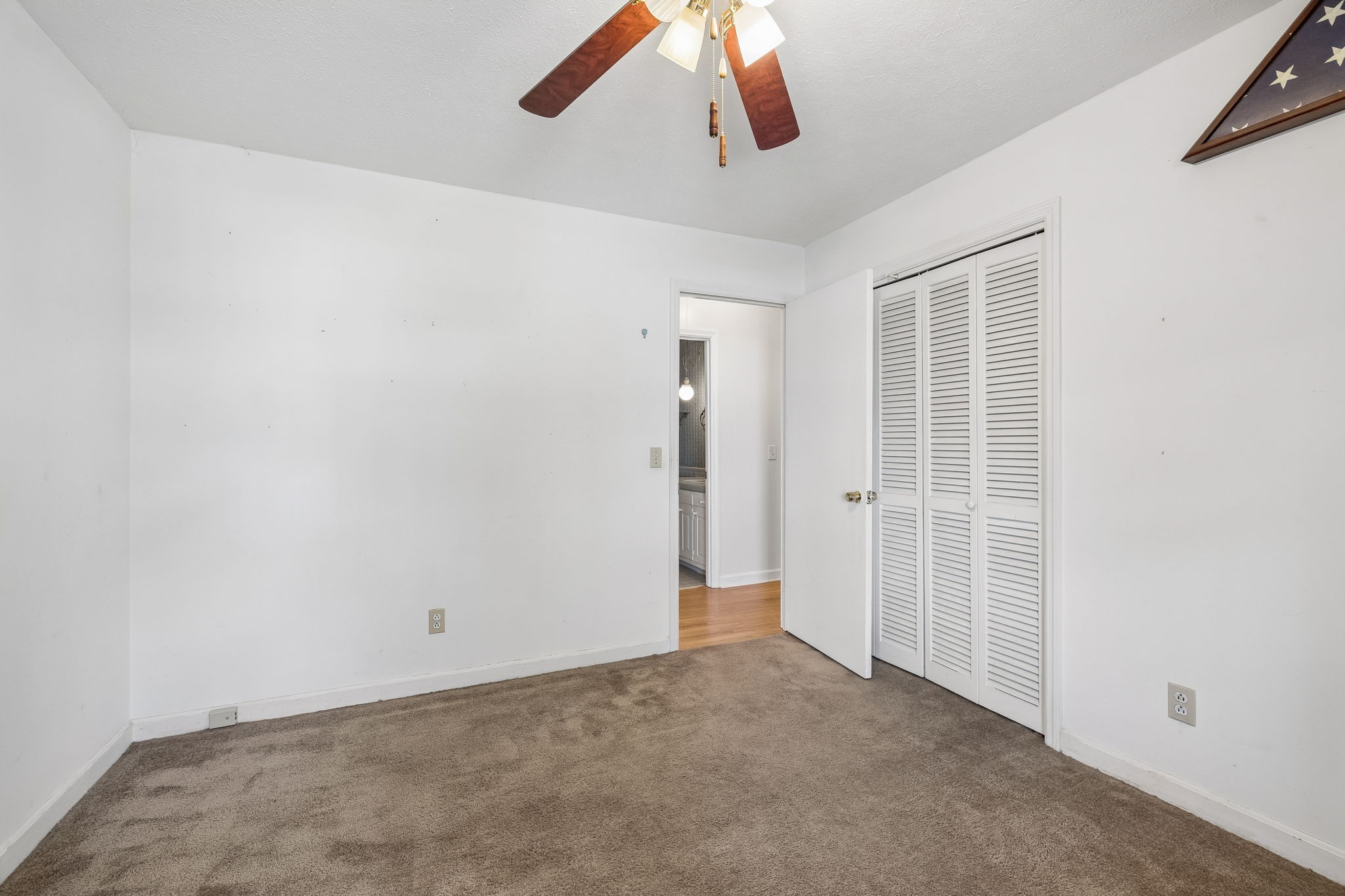 110 E Ward Street Centerville TN 37033