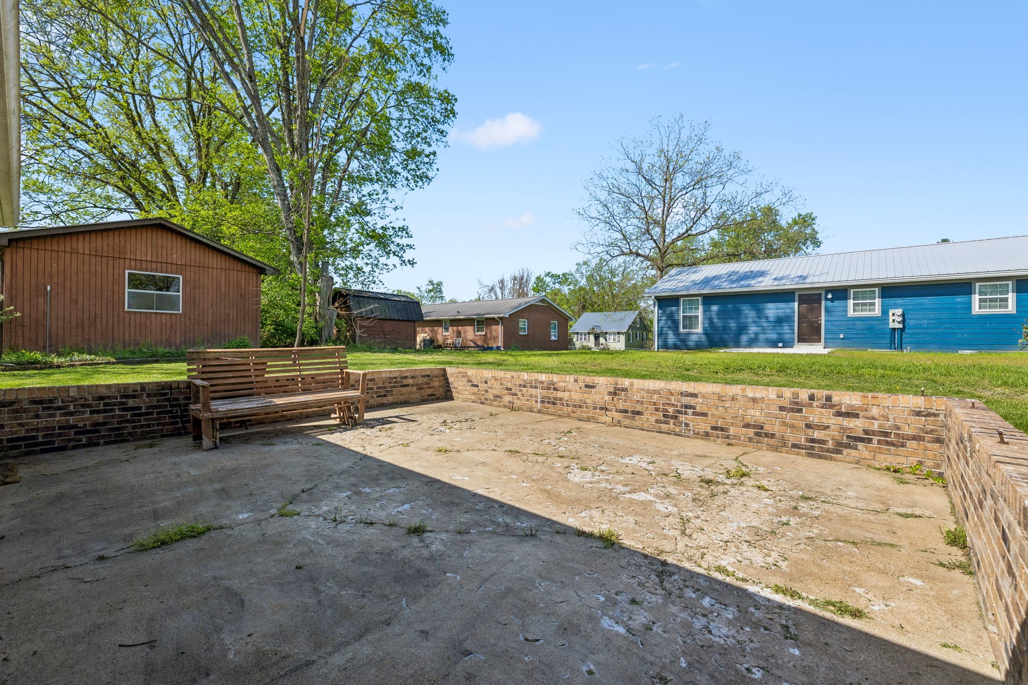 110 E Ward Street Centerville TN 37033