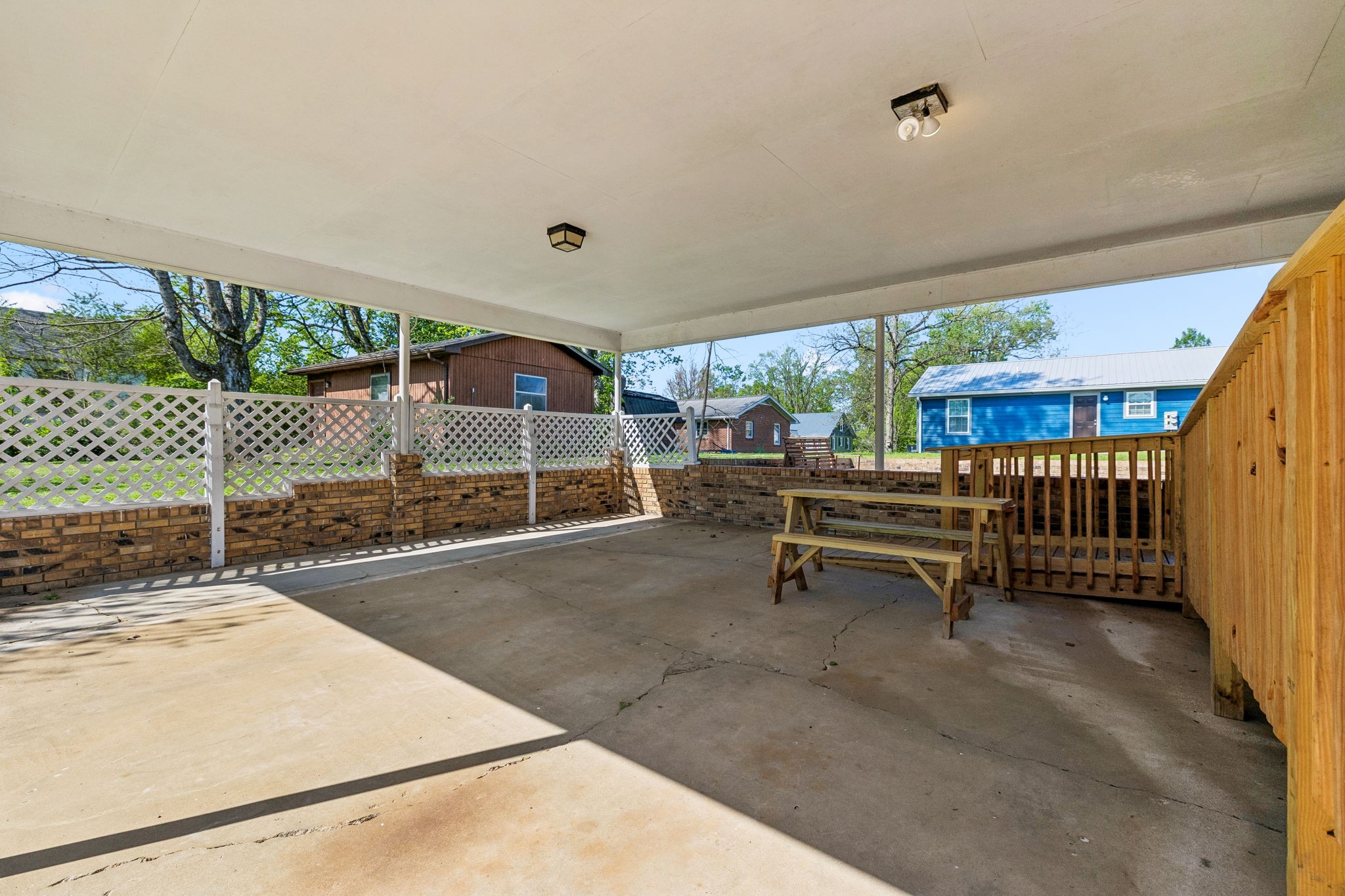 110 E Ward Street Centerville TN 37033