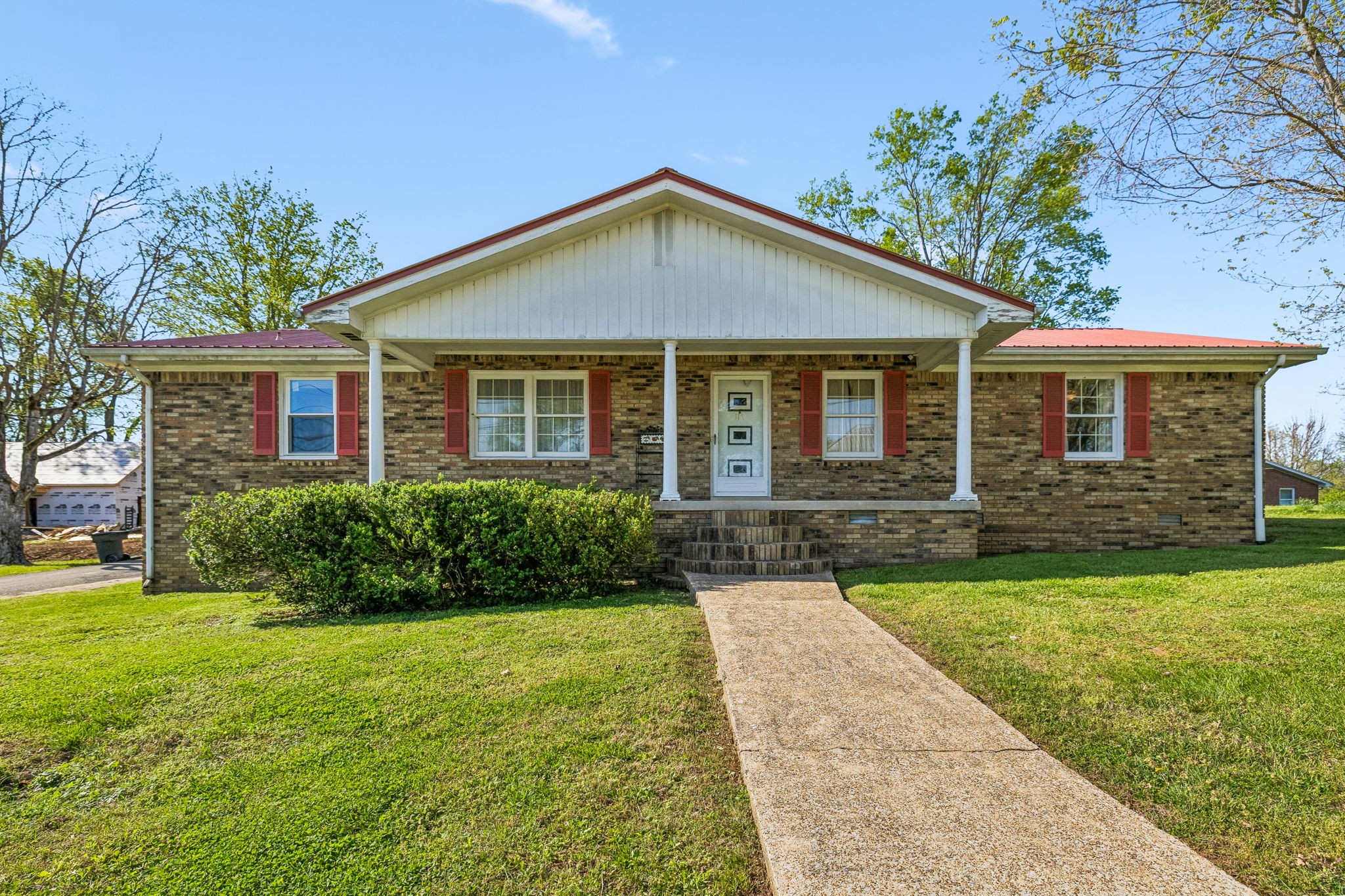110 E Ward Street Centerville TN 37033