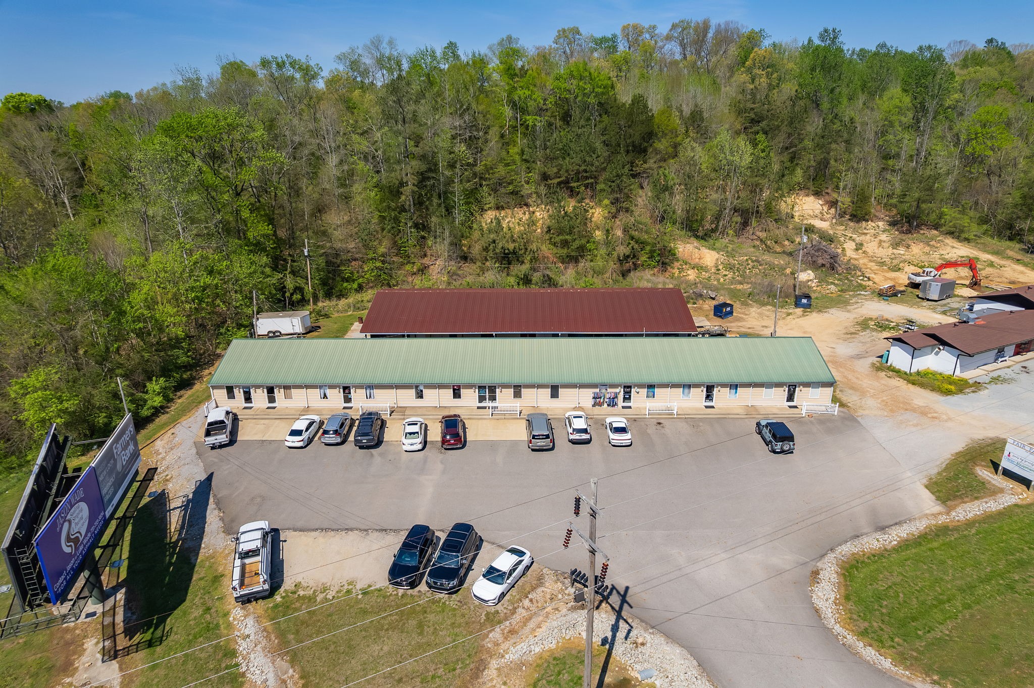 2210 Highway 641 S Parsons TN 38363