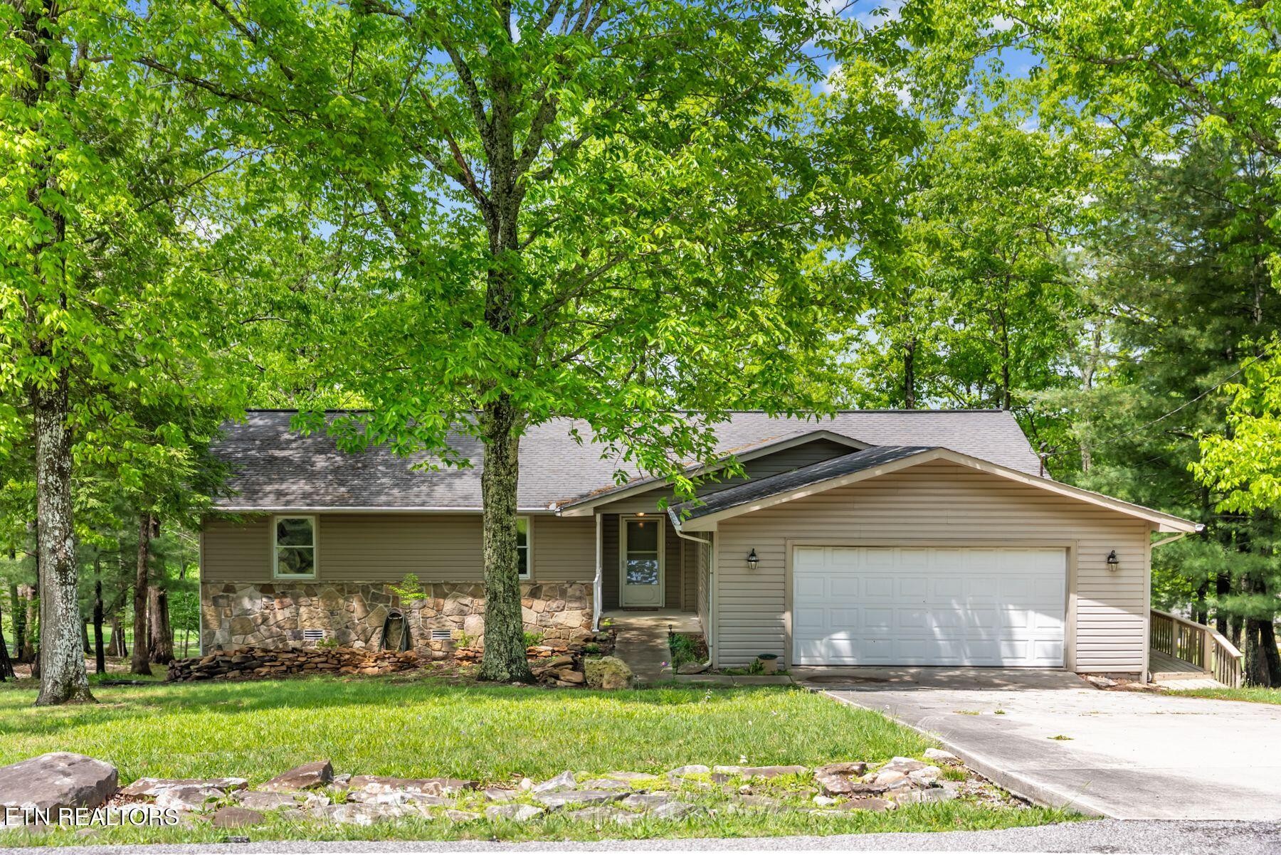 Crossville TN, 116 Greenwood Road