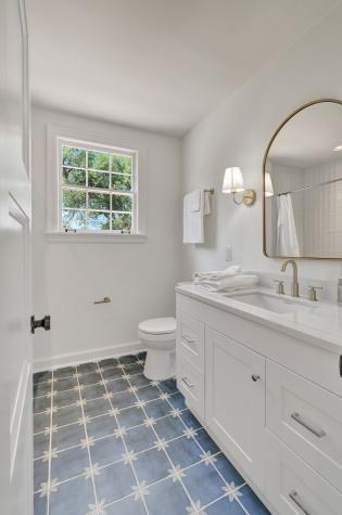 2404 Andrew Place Nashville TN 37216