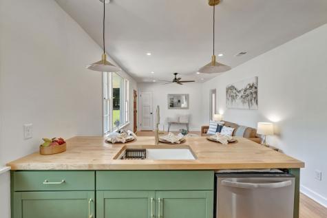 2404 Andrew Place Nashville TN 37216
