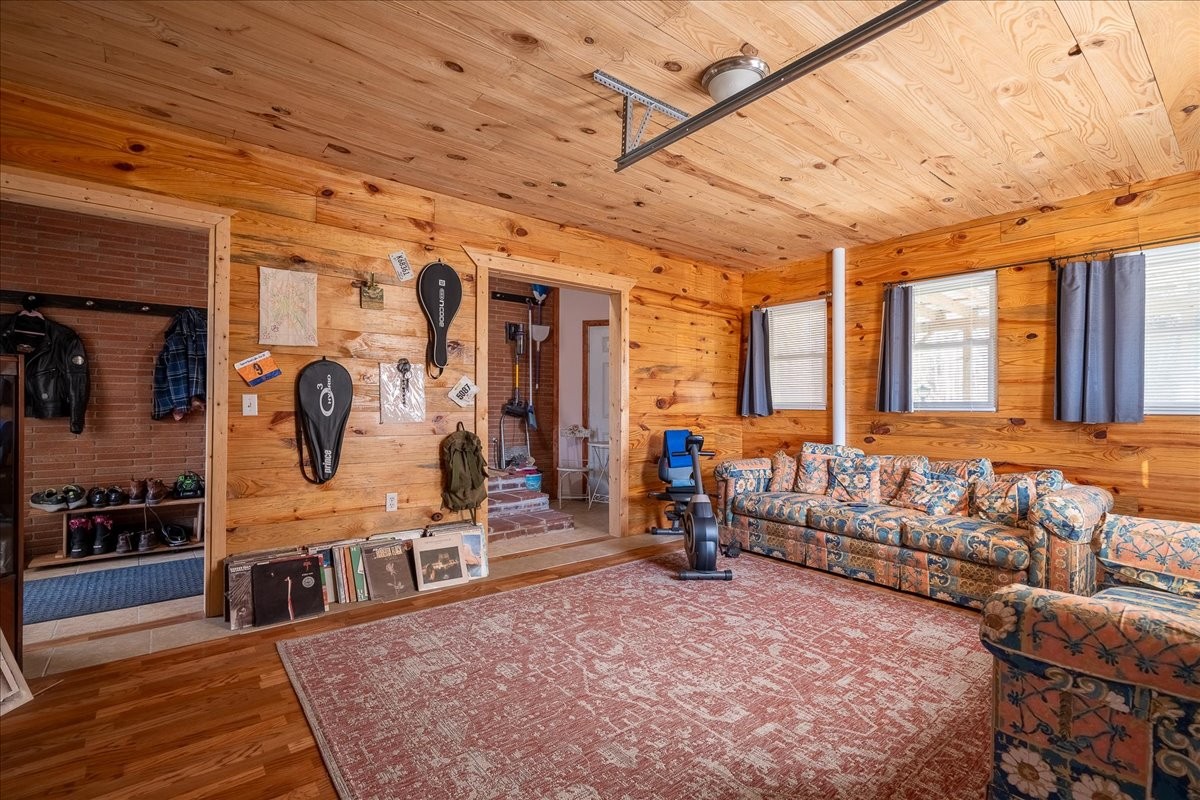 1525 Old Florence Road Lawrenceburg TN 38464