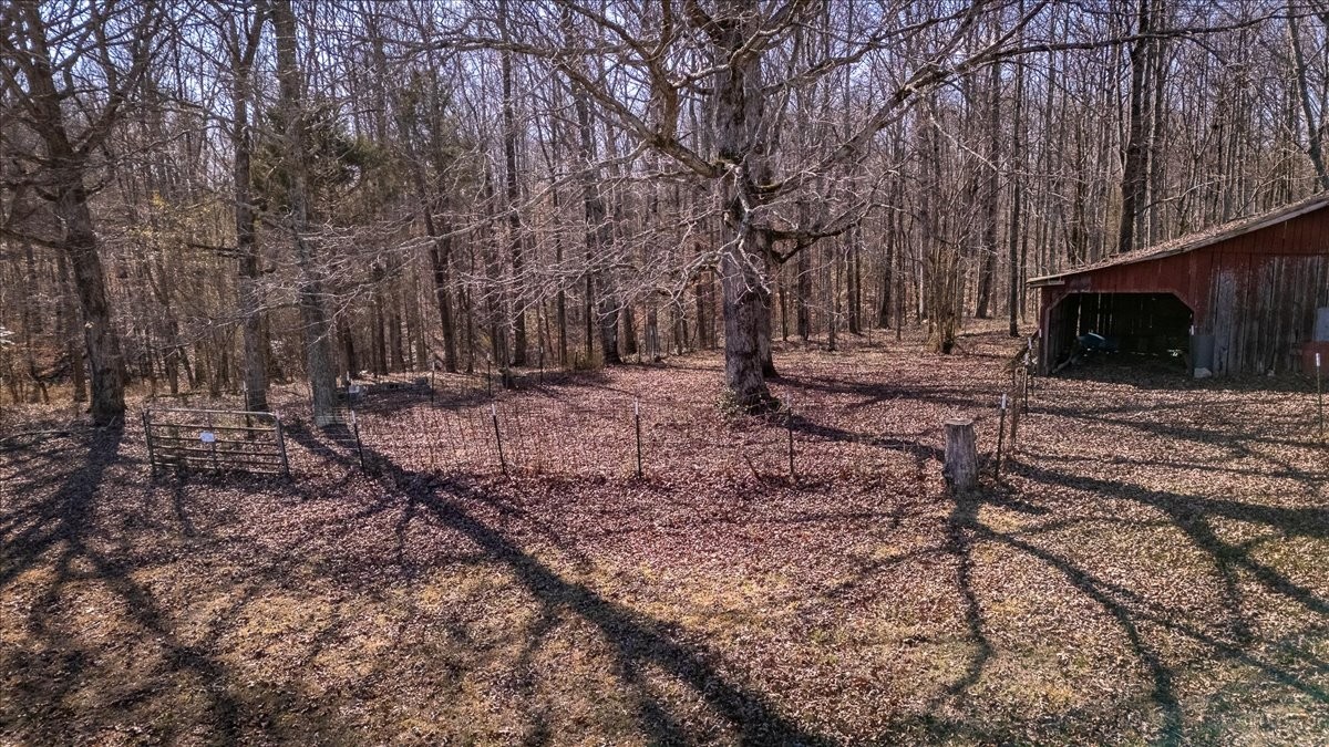 1525 Old Florence Road Lawrenceburg TN 38464