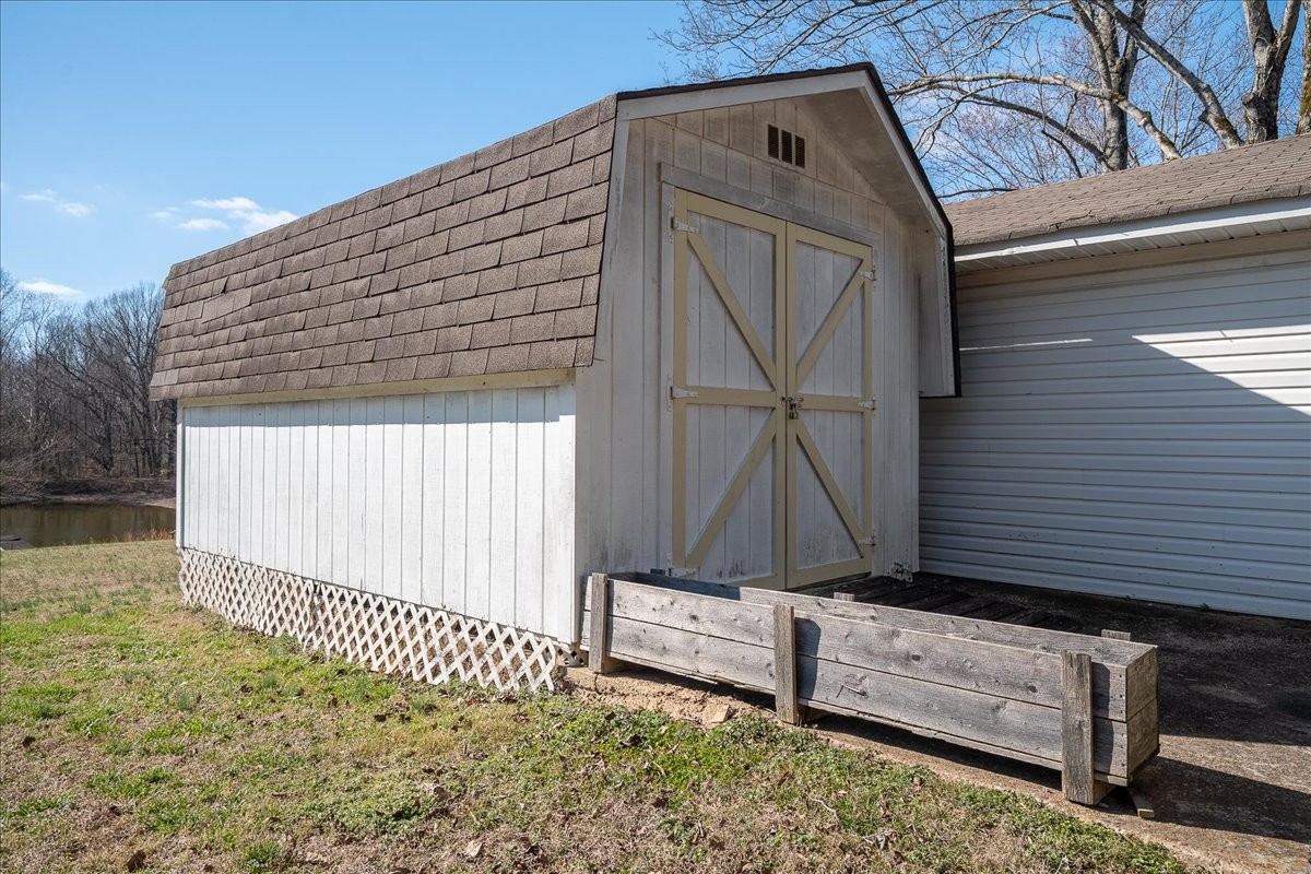 1525 Old Florence Road Lawrenceburg TN 38464