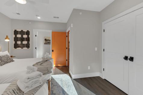 1012B 18th Avenue, S Nashville TN 37212