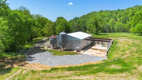 334 Cathcart Road Frankewing TN 38459