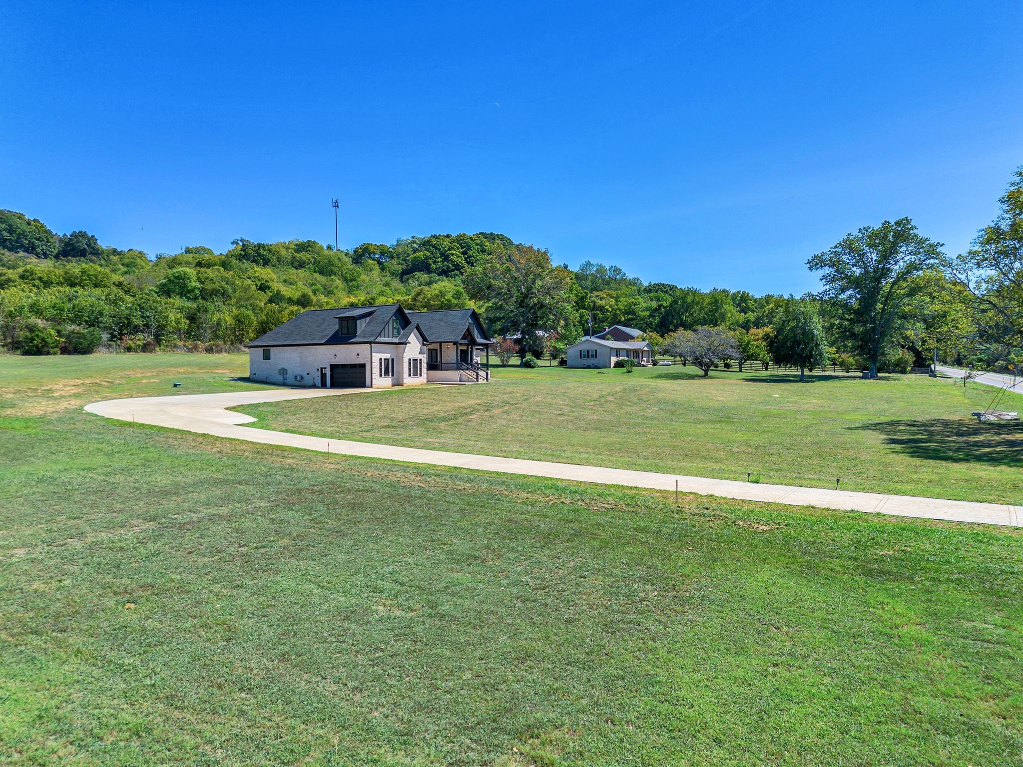 4195 Pulaski Highway Culleoka TN 38451