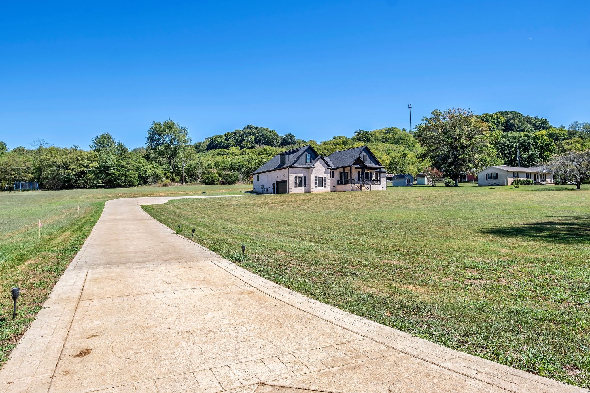 4195 Pulaski Highway Culleoka TN 38451