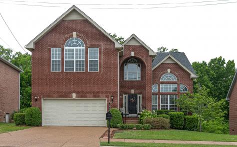 7337 Sugarloaf Drive Nashville TN 37211