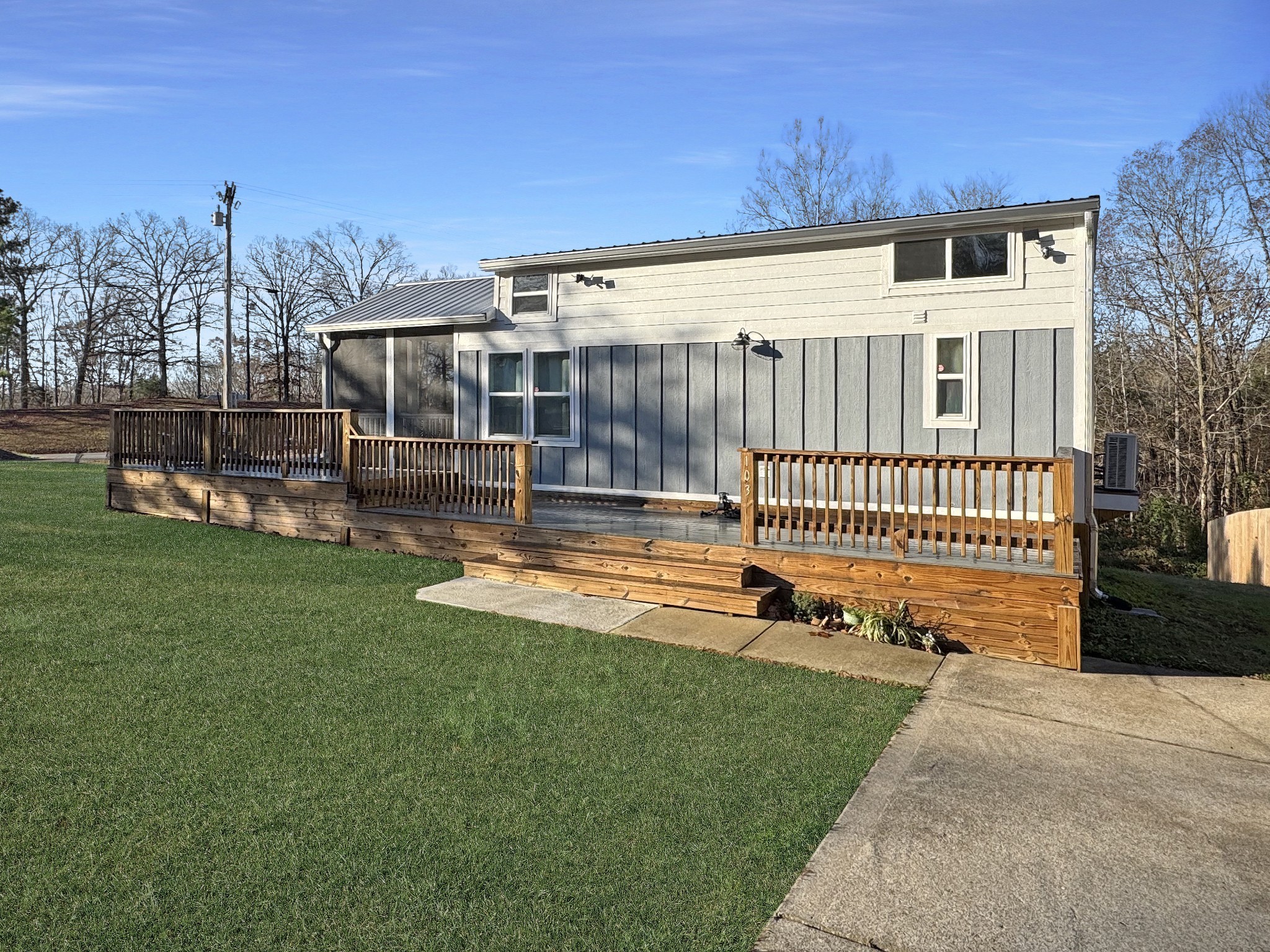 103 Thomas Road Dover TN 37058