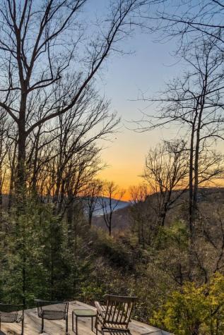 232 Hollingsworth Cove Road Monteagle TN 37356