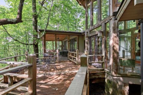 232 Hollingsworth Cove Road Monteagle TN 37356
