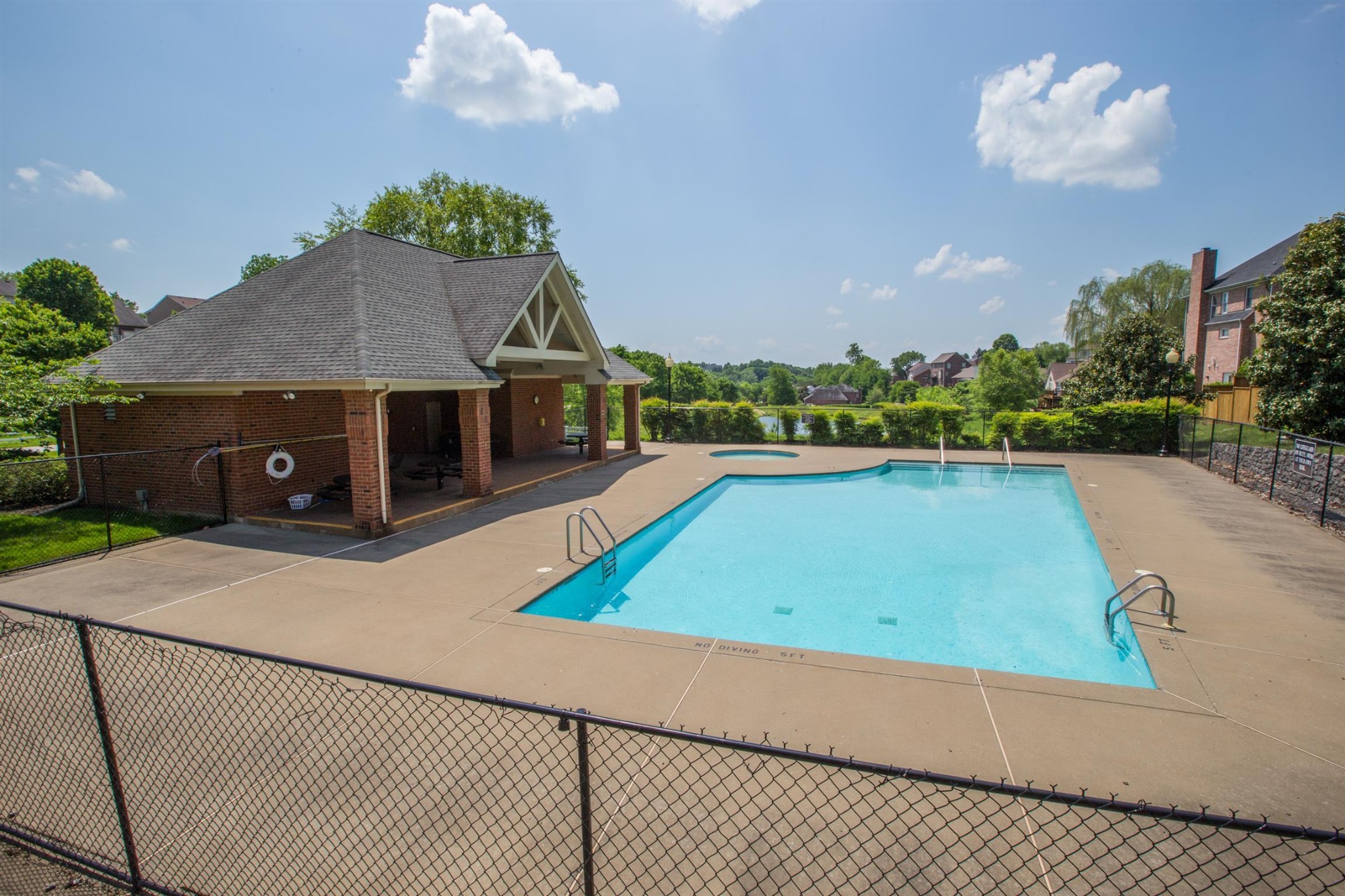 108 Cavalier Drive Hendersonville TN 37075